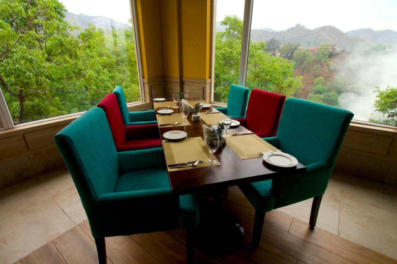 Cygnett Resort Mountain Breeze Найнитал Экстерьер фото